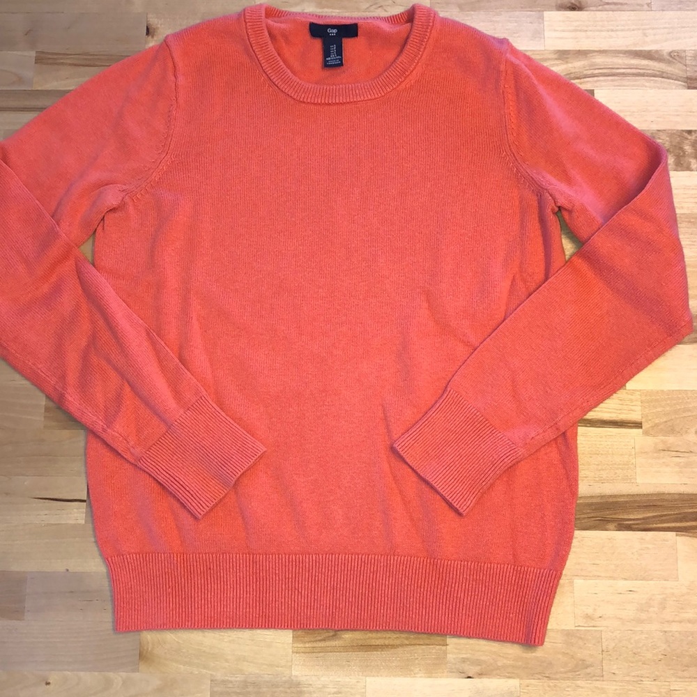 Gap crew neck sweater
